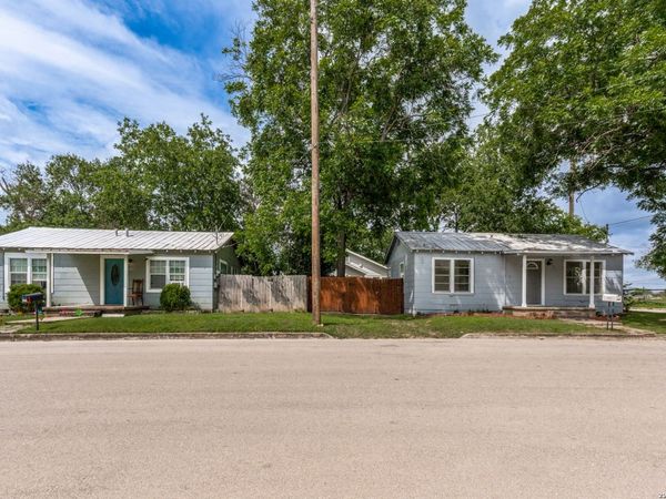 491 Wright, New Braunfels, TX 78130