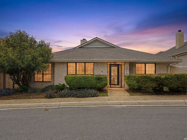 5910 CRESCENT FLS, Windcrest, TX 78239