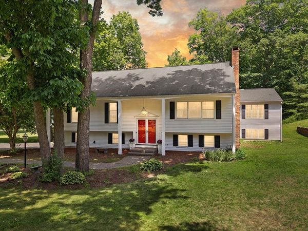 4 Pentucket Ln, Danvers, MA 01923