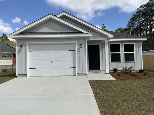 661 Lee Avenue, Crestview, FL 32539