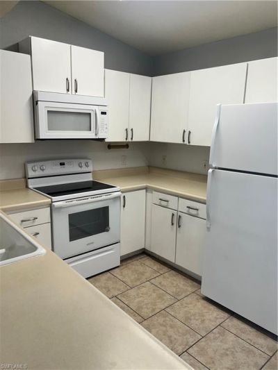8271 Key Royal Cir, Unit 931, Naples, FL 34119 Photo