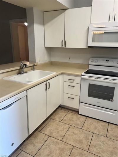 8271 Key Royal Cir, Unit 931, Naples, FL 34119 Photo