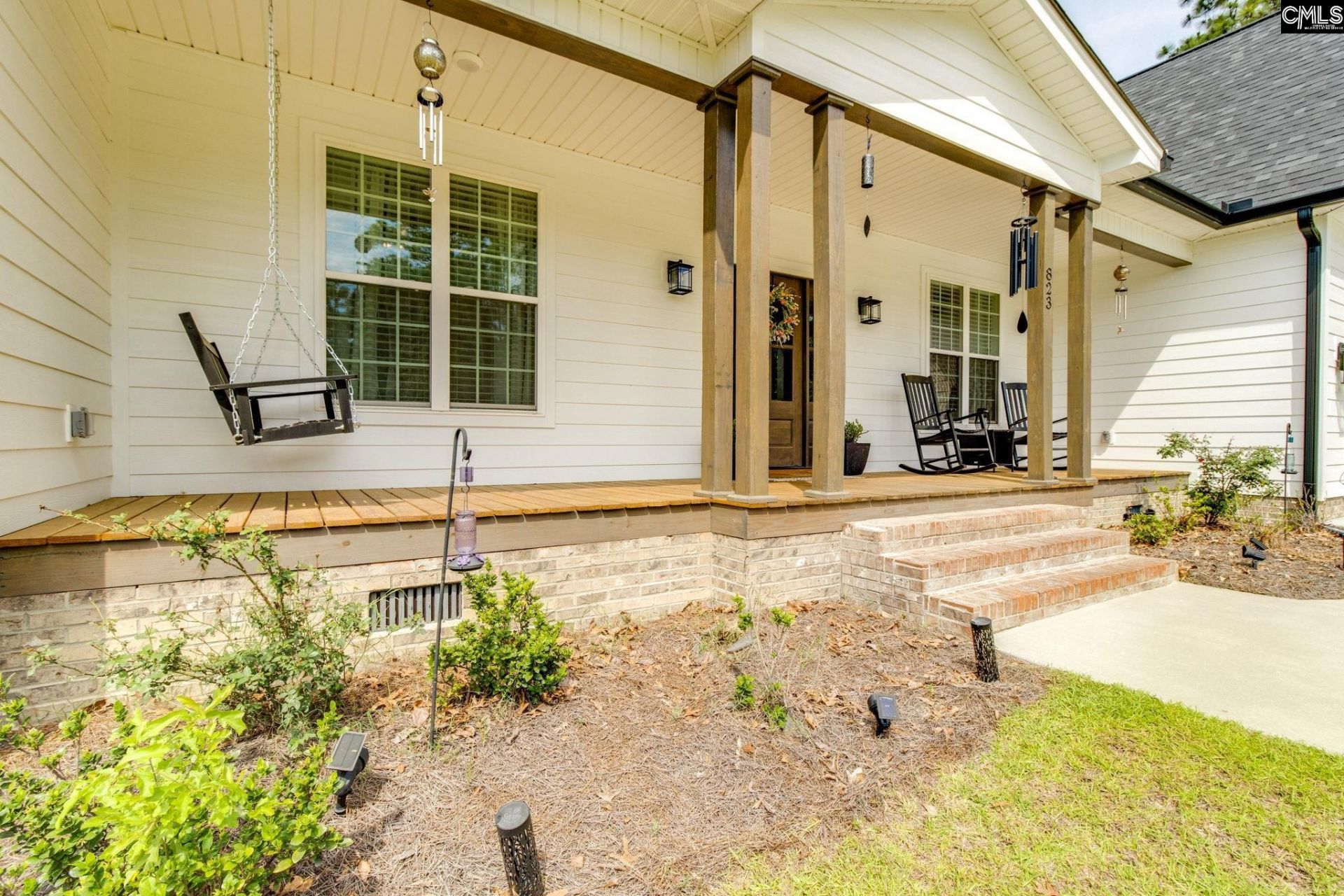 823 Hunter Hill Road  Photo 4