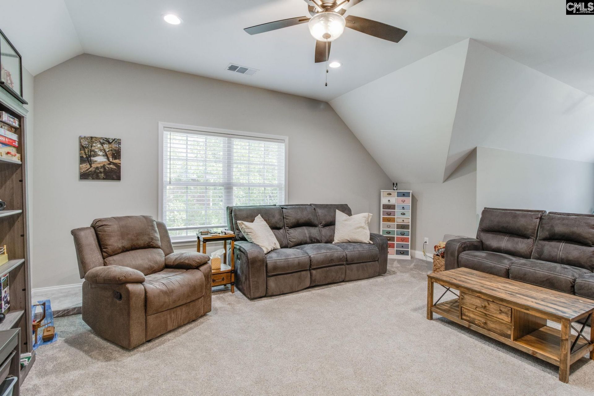 823 Hunter Hill Road  Photo 40