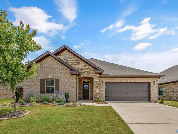 16235 Trestle Street, Huntsville, AL 35803