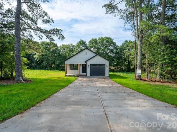 1831 Boy Scout Road , Lincolnton, NC 28092
