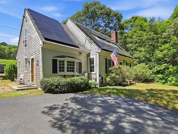 10 Marthas Way, Barnstable, MA 02632