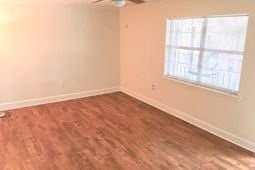 516 Arlington Drive photo 4