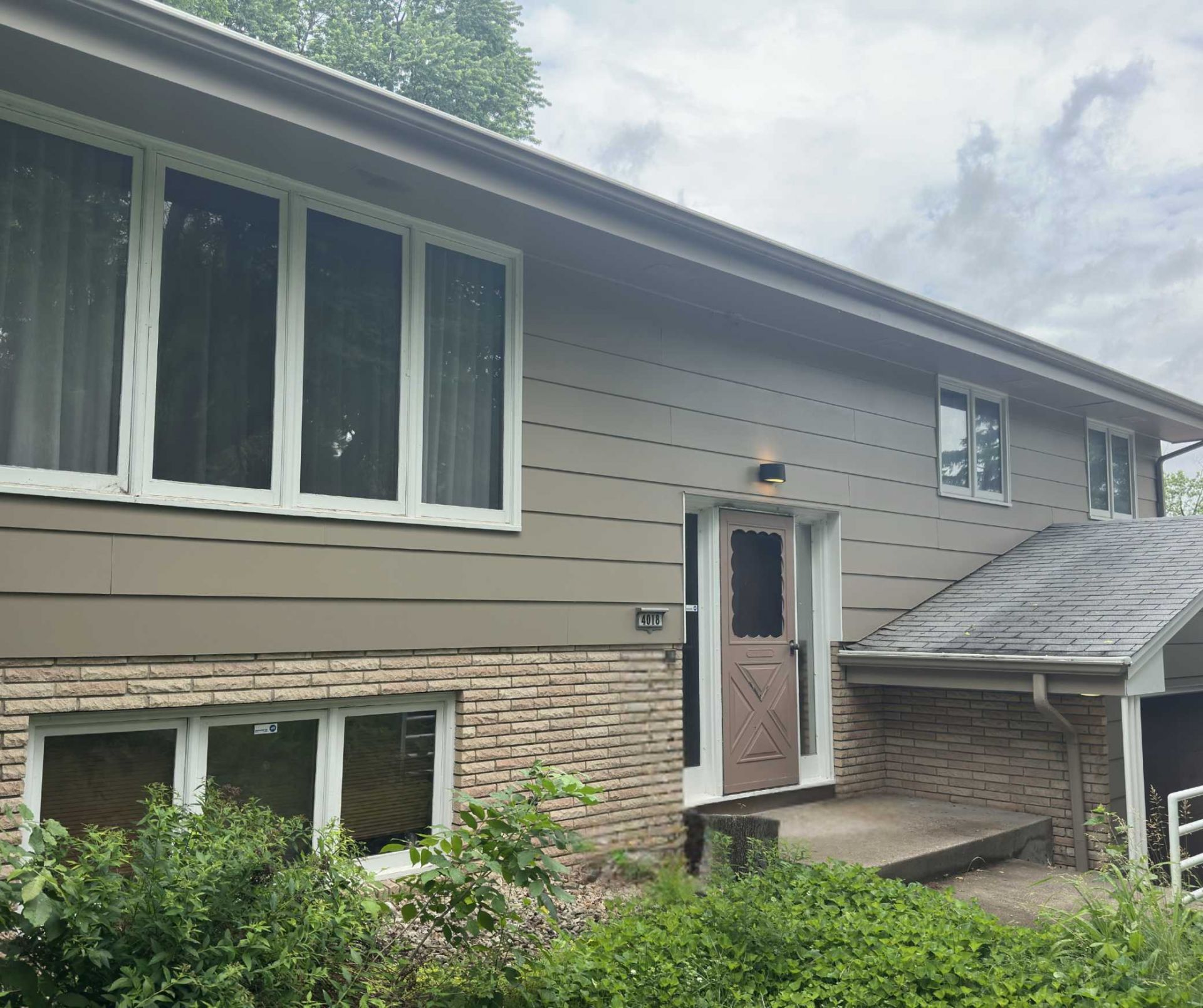 4018 Shamrock Drive NE, Saint Anthony, MN 55421
