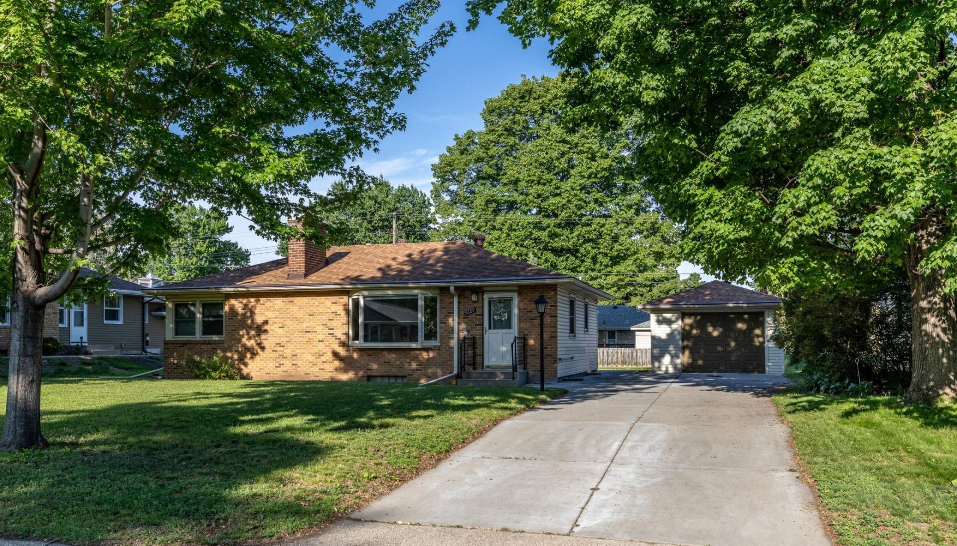 7609 Thomas Avenue S, Richfield, MN 55423