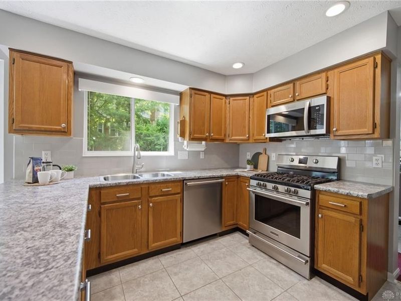 231 Riva Ridge Court, Loveland, OH 45140 Photo 14