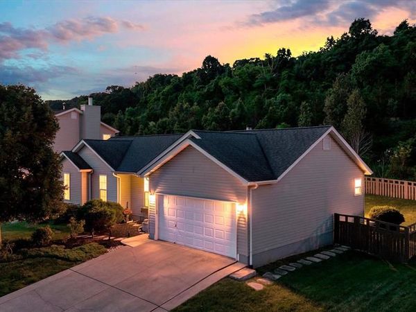 2253 Fairway , High Ridge, MO 63049