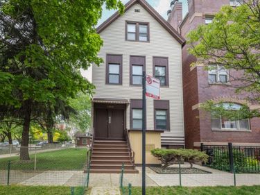 1354 W George Street, Unit 1, Chicago, IL 60657