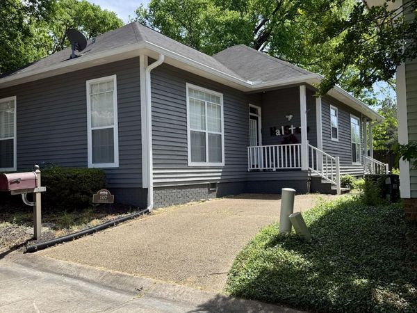 107 Garden, Starkville, MS 39759