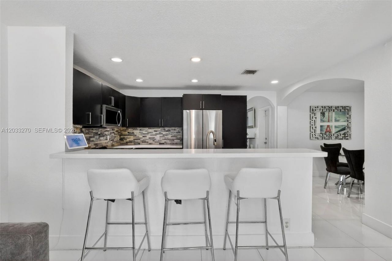 448 NW 15th Way , Fort Lauderdale, FL 33311 Photo