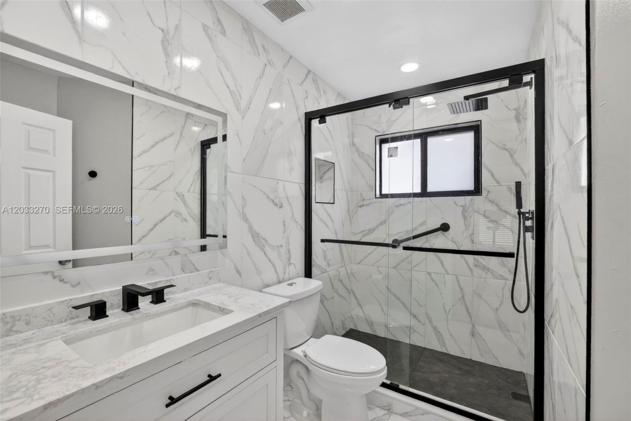 448 NW 15th Way , Fort Lauderdale, FL 33311 Photo