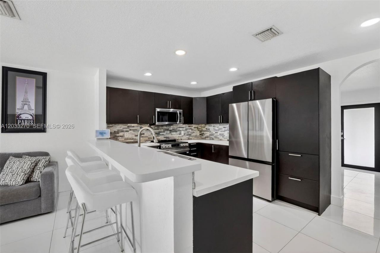 448 NW 15th Way , Fort Lauderdale, FL 33311 Photo