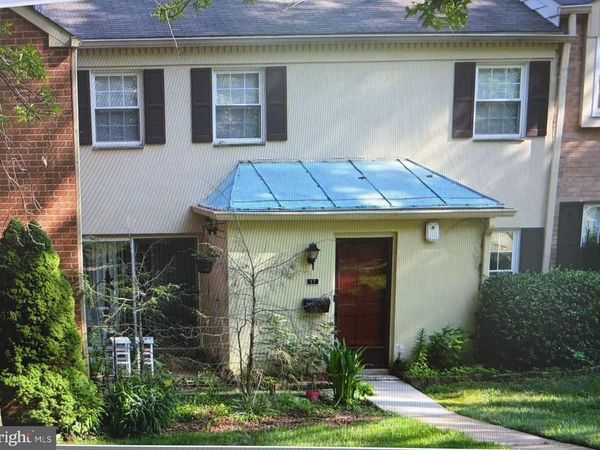 17 OLD FORGE CROSSING , Unit 17, DEVON, PA 19333