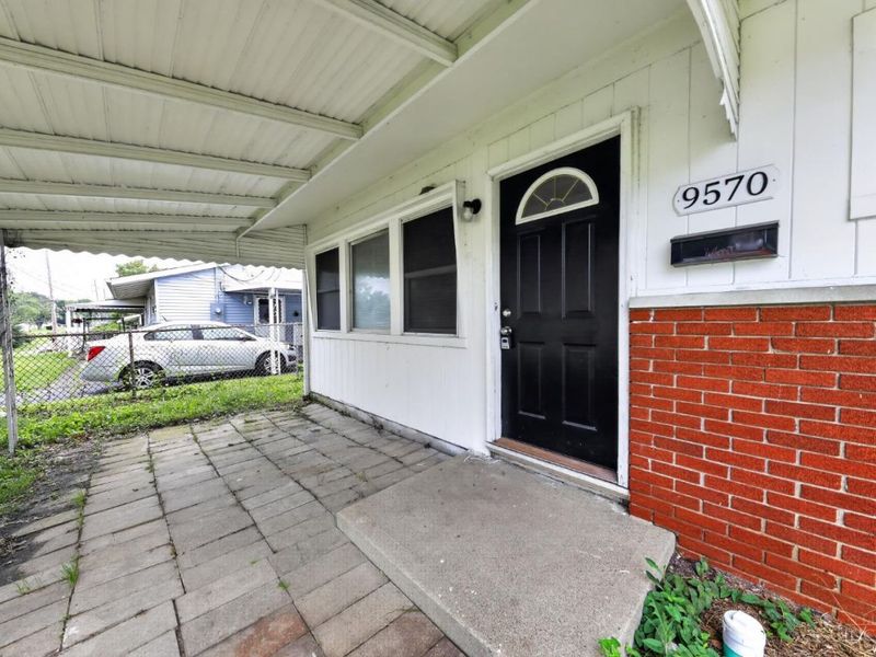 9570 Pippin Road, Colerain Township, OH 45231 Photo 3