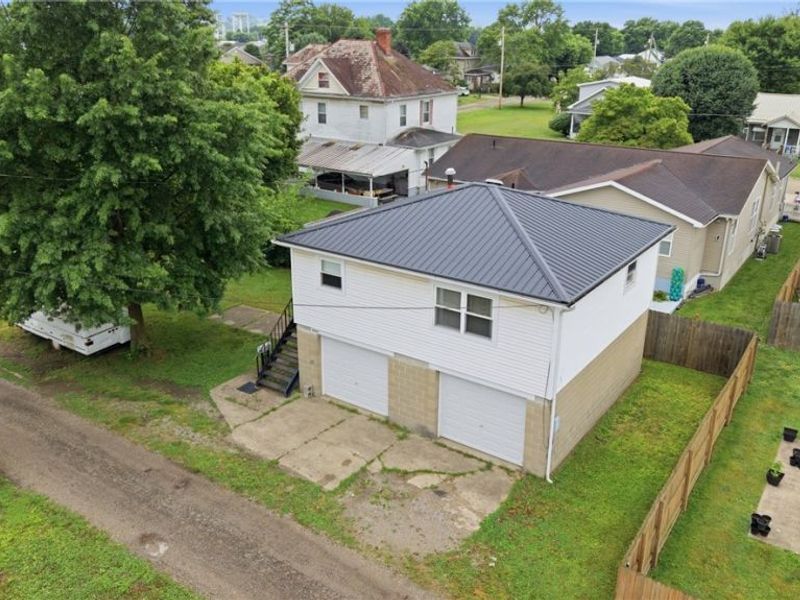 1010 1/2 Poplar Avenue, Belpre, OH 45714 Photo 9