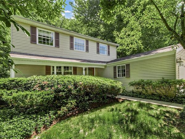 9090 Aileen Drive, Mentor, OH 44060