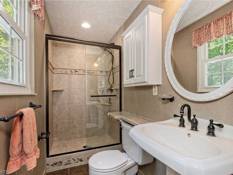 9090 Aileen Drive, Mentor, OH 44060 Photo 24