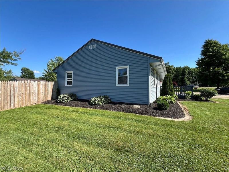 4686 Knickerbocker Circle, Ashtabula, OH 44004 Photo 4