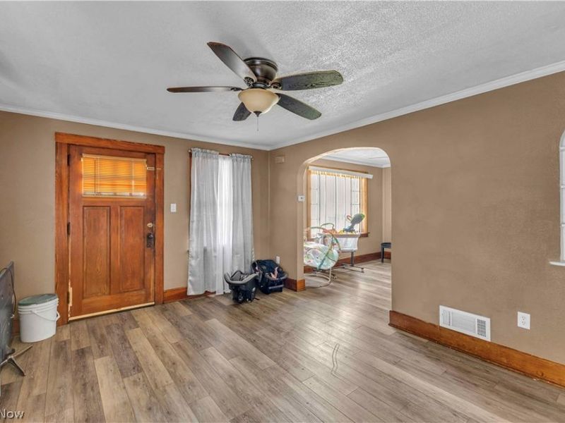 422 5th Street, Struthers, OH 44471 Photo 4