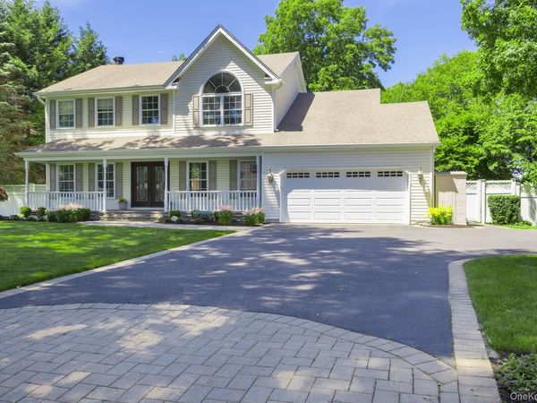 17 Dorfer Lane , Nesconset, NY 11767