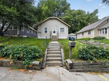 136 MARIAN Avenue, COUNCIL BLUFFS, IA 51503