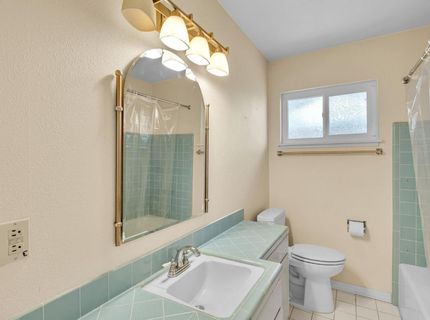 832 Prow Ct, Sacramento, CA 95822 Photo