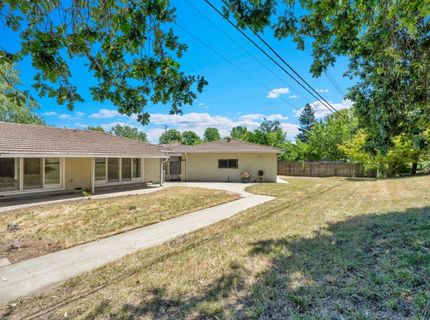 832 Prow Ct, Sacramento, CA 95822 Photo