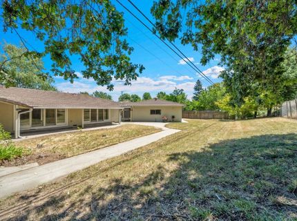 832 Prow Ct, Sacramento, CA 95822 Photo