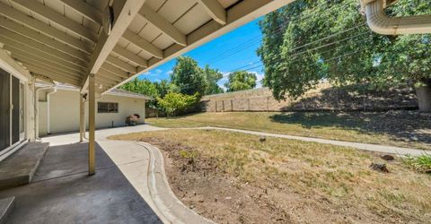 832 Prow Ct, Sacramento, CA 95822 Photo