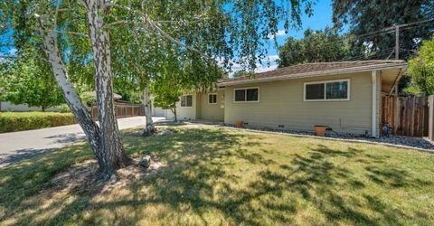 832 Prow Ct, Sacramento, CA 95822 Photo