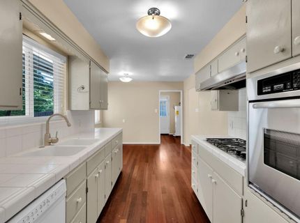 832 Prow Ct, Sacramento, CA 95822 Photo