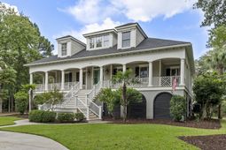 2508 Willington Court photo 4