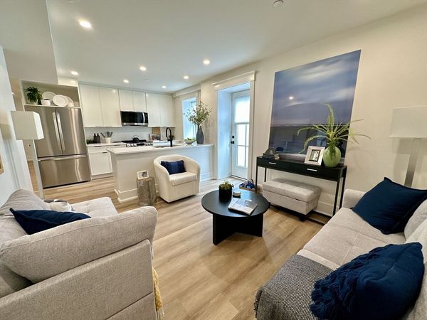 4459 Washington St, Unit 2, Boston, MA 02131