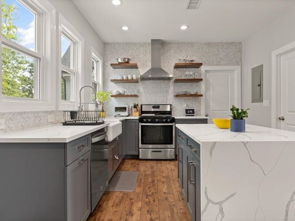 22 Radcliffe Rd., Unit 2, Somerville, MA 02145