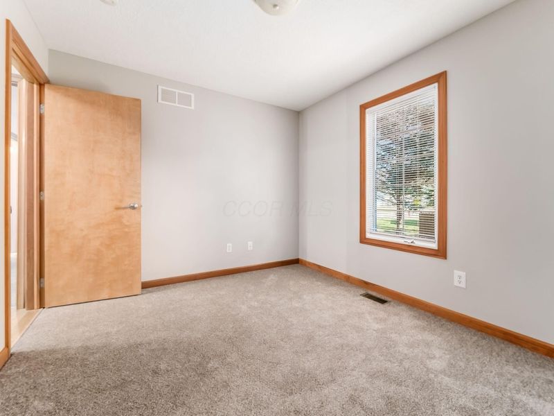 530 Radcliff Drive , Westerville, OH 43082 Photo 13