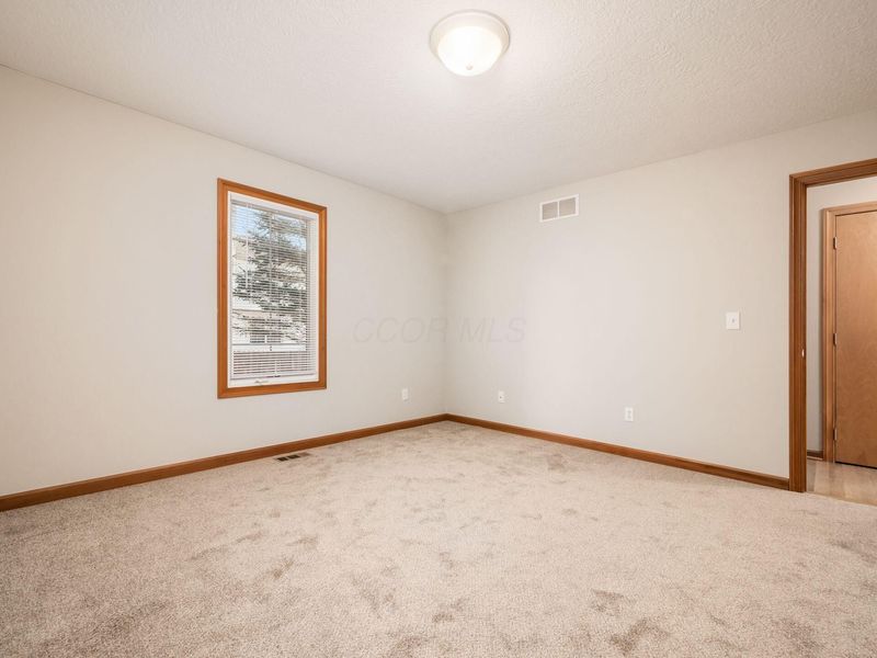 530 Radcliff Drive , Westerville, OH 43082 Photo 17