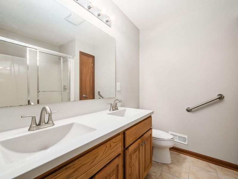 530 Radcliff Drive , Westerville, OH 43082 Photo 19
