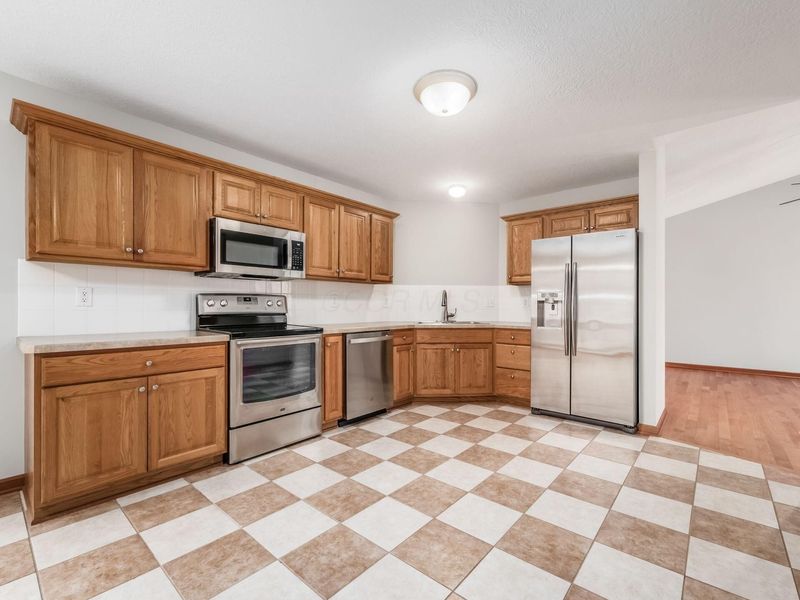 530 Radcliff Drive , Westerville, OH 43082 Photo 23