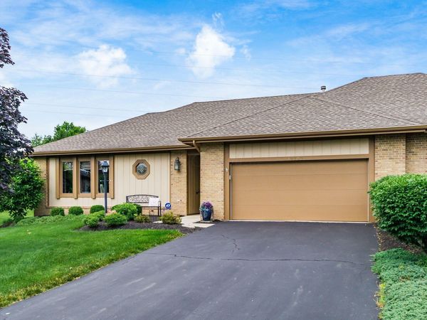 10252 Braeburn Court, Powell, OH 43065