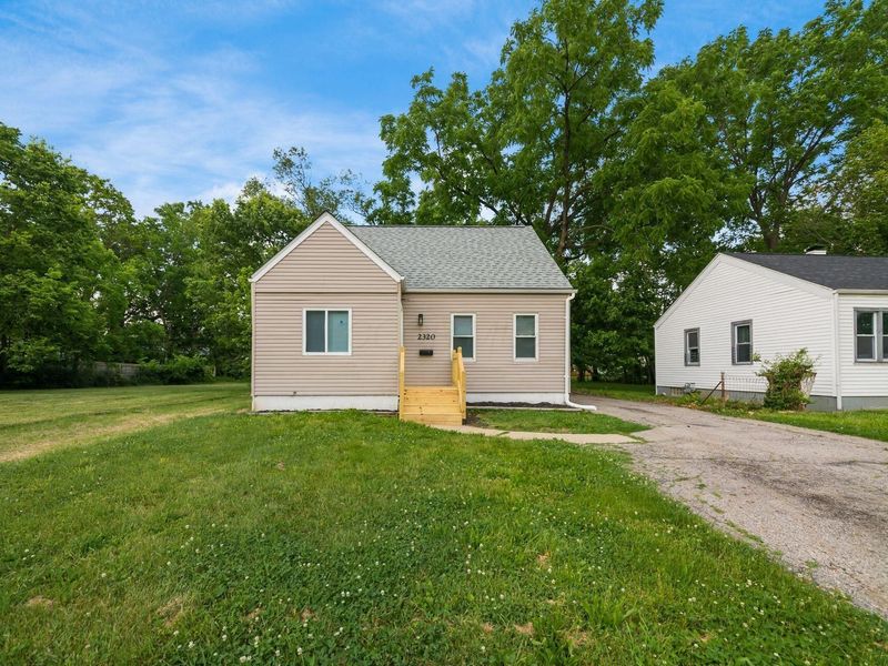 2320 Middlehurst Drive , Columbus, OH 43219 Photo 3