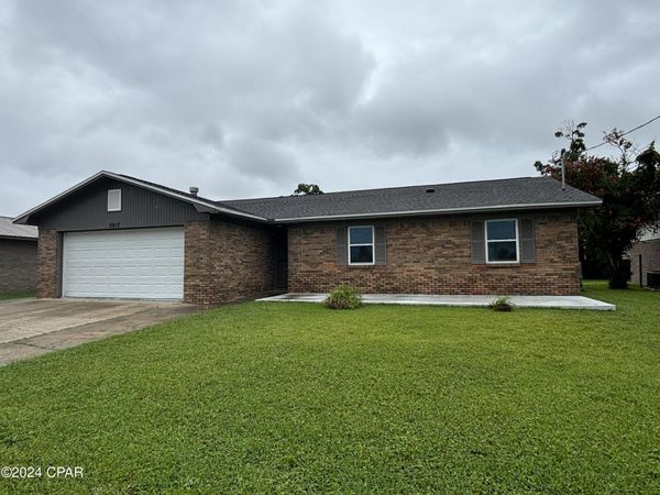 5917 Howard Road , Panama City, FL 32404