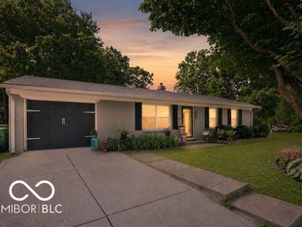 219 Newby Court , Westfield, IN 46074