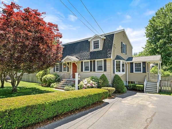 104 Arkansas Rd, Tewksbury, MA 01876
