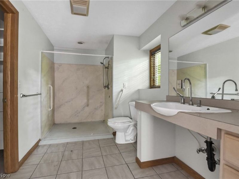 30111 Bonnie View Drive, Wickliffe, OH 44092 Photo 30