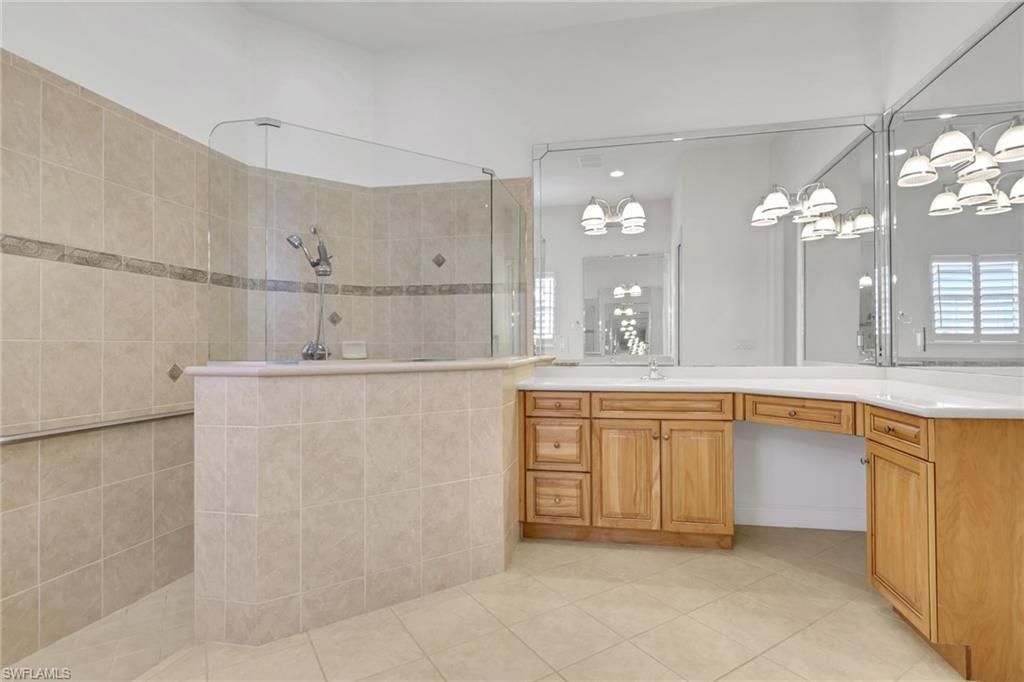 10233 Avonleigh Dr , Bonita Springs, FL 34135 Photo